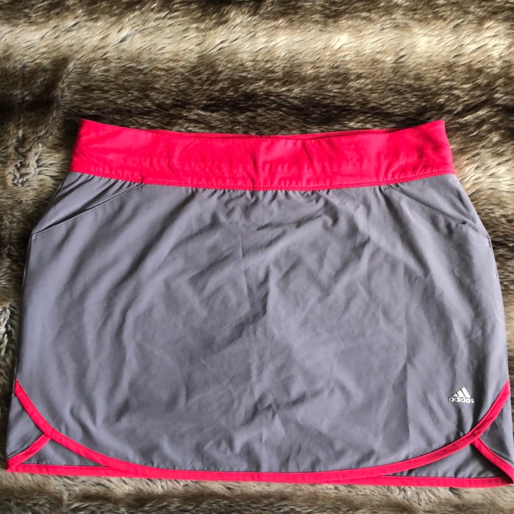Adidas golf skirt NWT